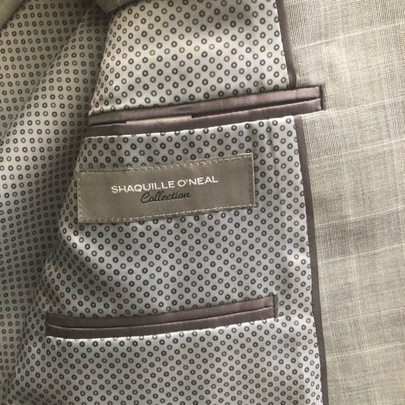 Men’s suits - Picture 8 of 13